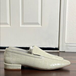 Jeffrey Campbell Women's Marco Croc-Embossed Loafers size 11 Ivory Academia NWT